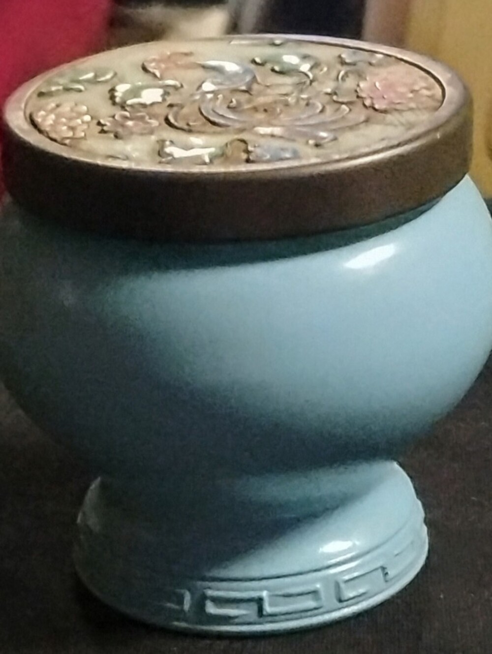 Vintage 1969 Avon Bird Of Paradise Skin Softener Jar Aqua Blue Peacock Lid 5oz